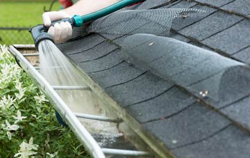 Brimpton Common gutter cleaning costs